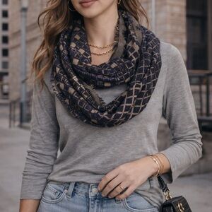 Luxury Checker Infinity Scarf Black Acrylic Viscose Blend Warm Chic